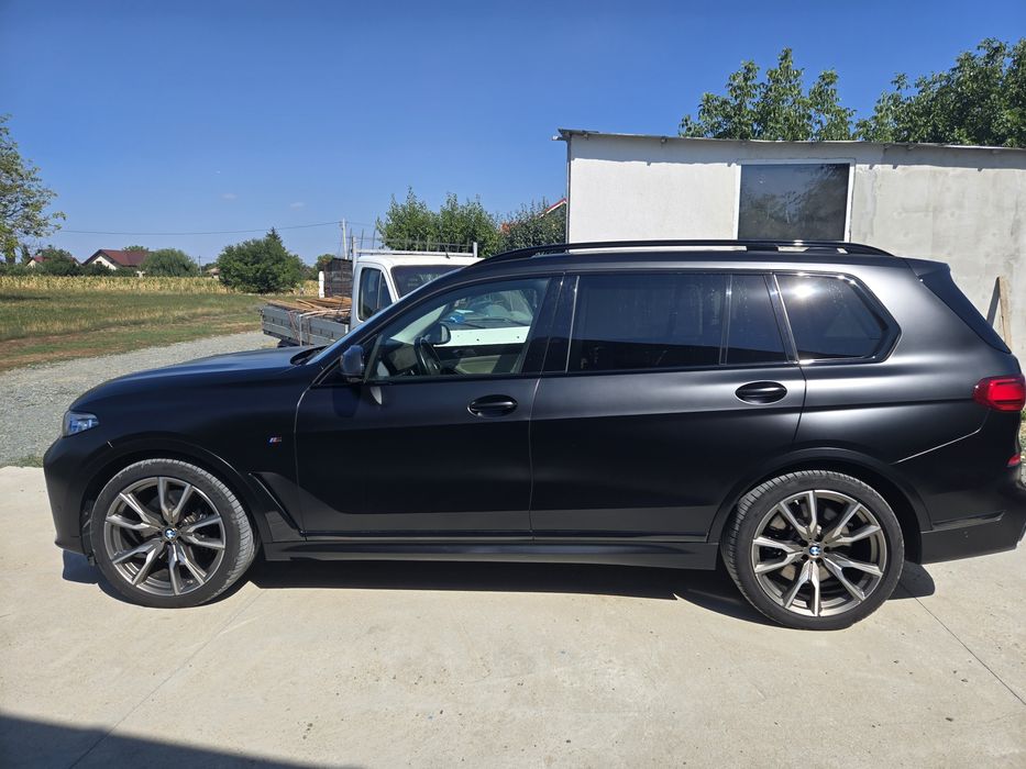 BMW X7 M50i V8 • FULL • Bowers & Wilkins • Night Vision • Garanție2026