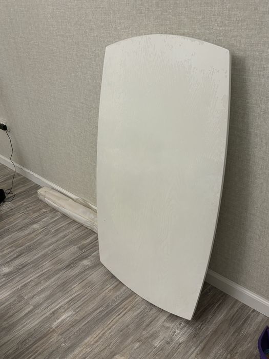 Продам кухонный стол