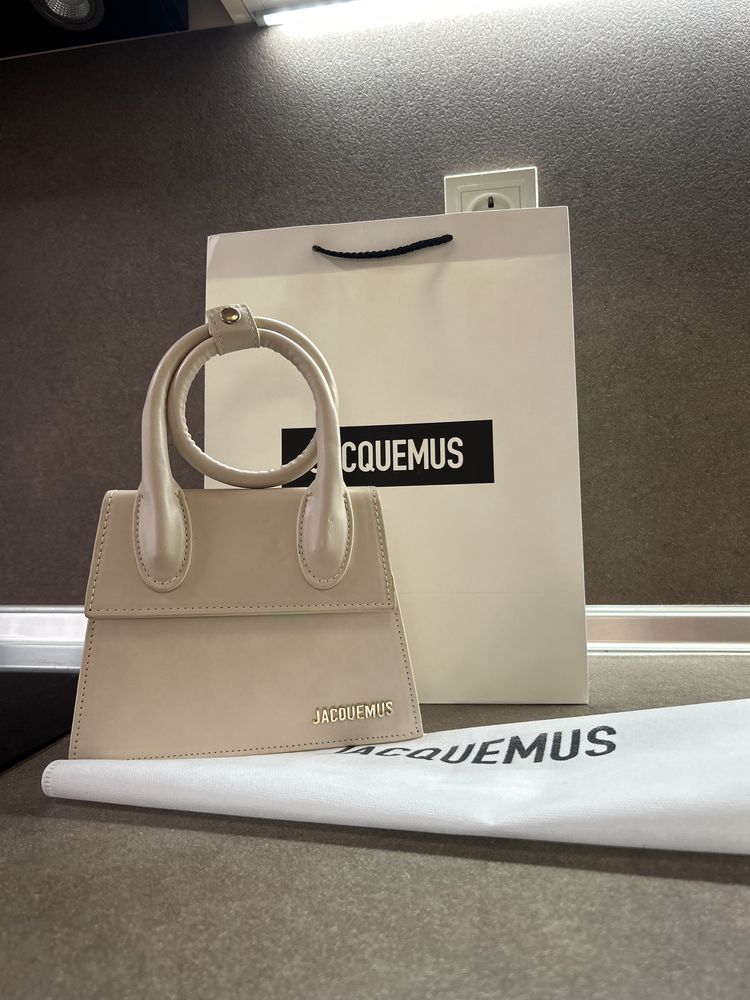 Чанта Jacquemus(3 цвята)