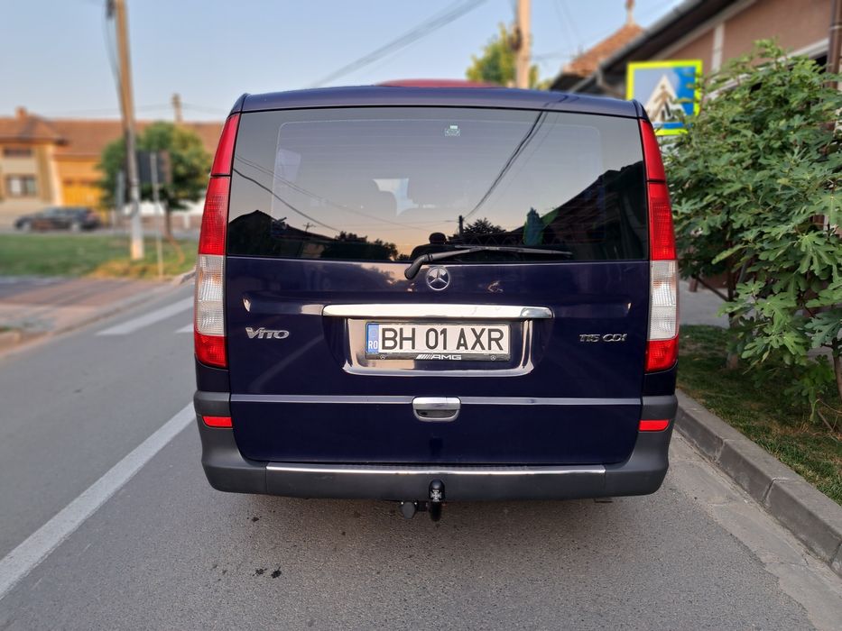 Mercedes-Benz Vito Extra-Long 115CDi, Automat, 7+1 locuri, an 2006.