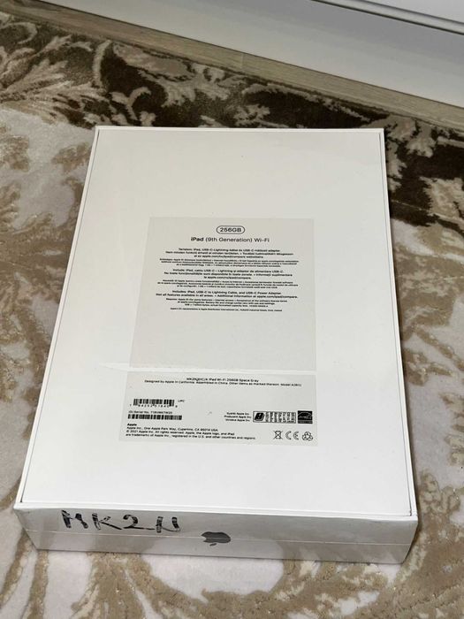 Apple iPad 10.2 (2021) (9th gen) 256GB