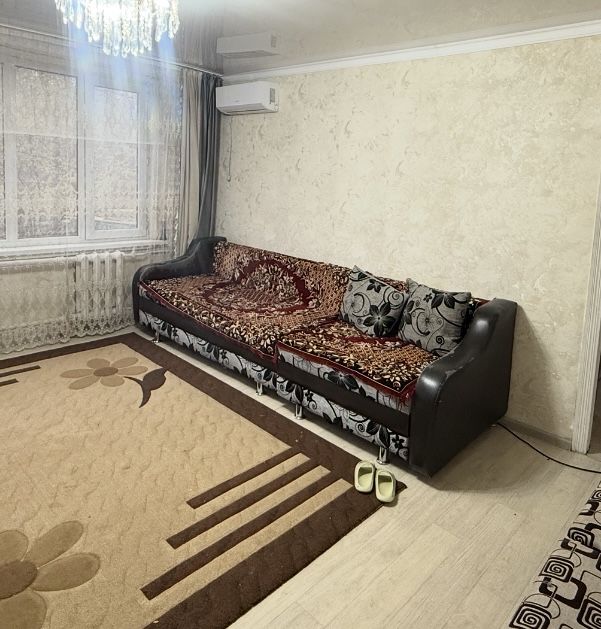 Продам раскладной диван б/у