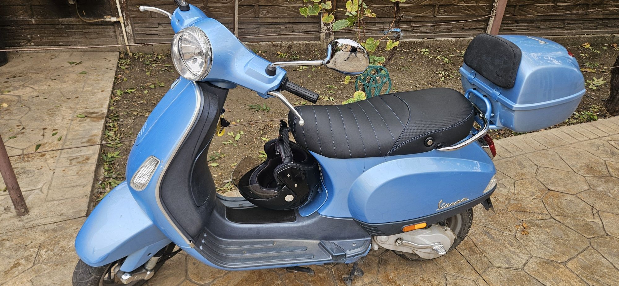 Scuter Vespa Lx50 2T  Înmatriculat!