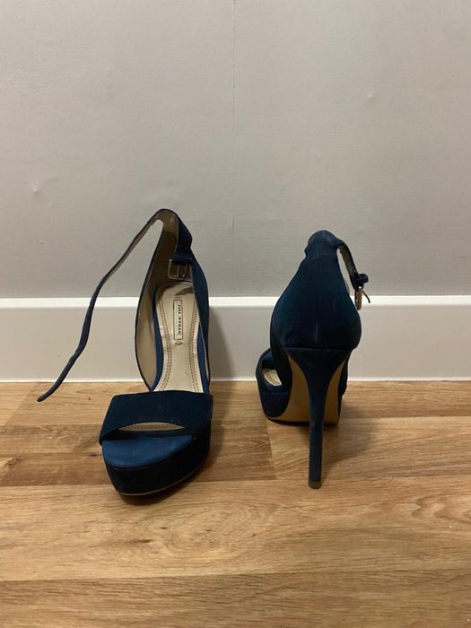 Босоножки женские фирмы Zara