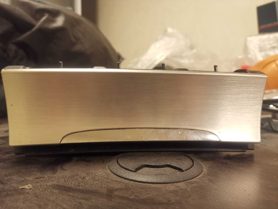 Лайсни дран алуминий пасат б6 passat b6 климатроник пепелник