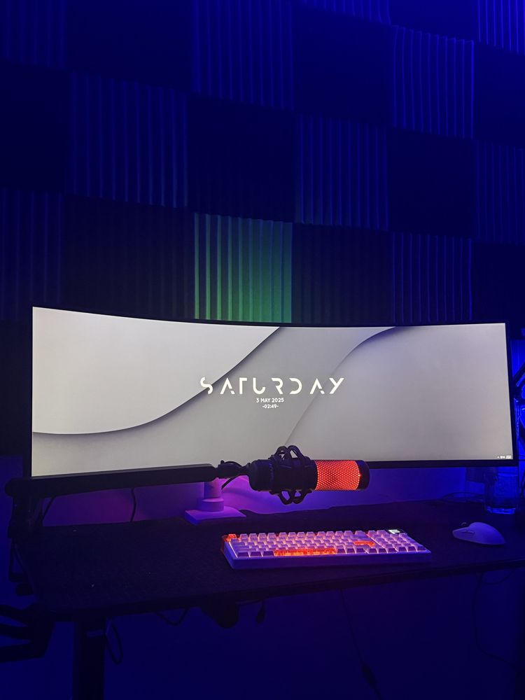 Monitor Gaming Samsung Oddysey g9 95C 49” Dual QHD VA,240hz AMD