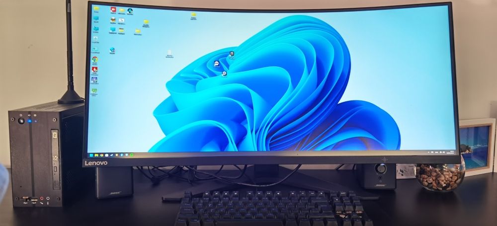 Vand monitor ultrawide gaming 34" Lenovo G34W-10 cu Freesync si 144Hz