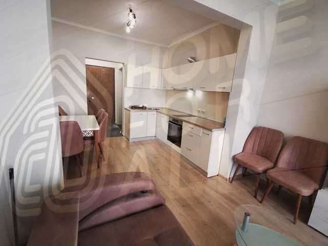 Дава се под наем Тристаен апартамент в София, Център - 74 кв.м за 715 € - Снимка #5