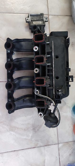 Injectoare bmw e46 320D 2003