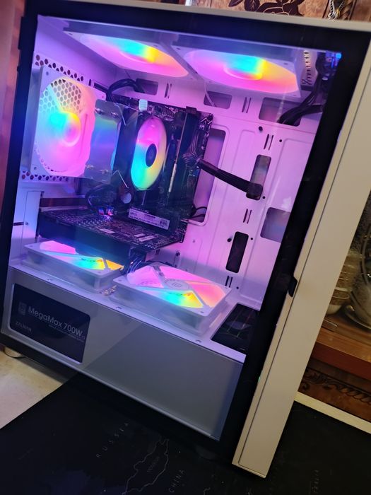 Игровой КОМП сотилади