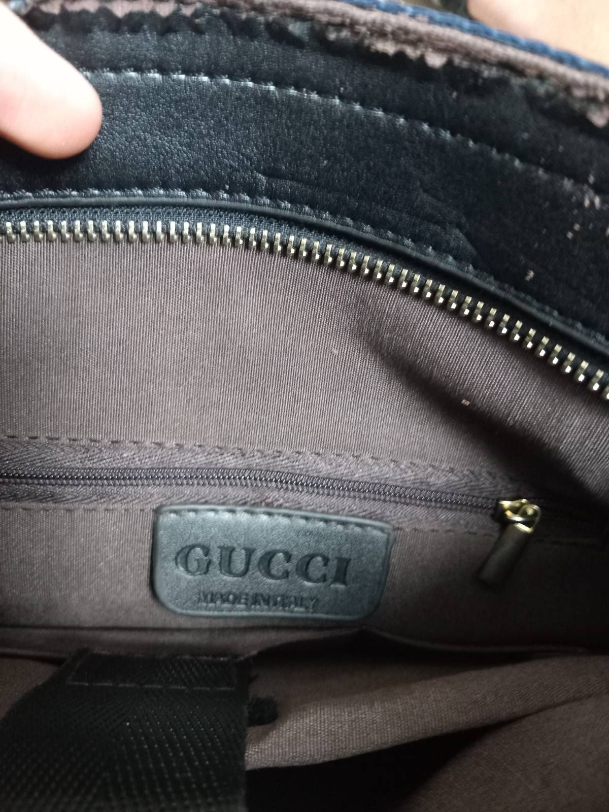Gucci man bag...