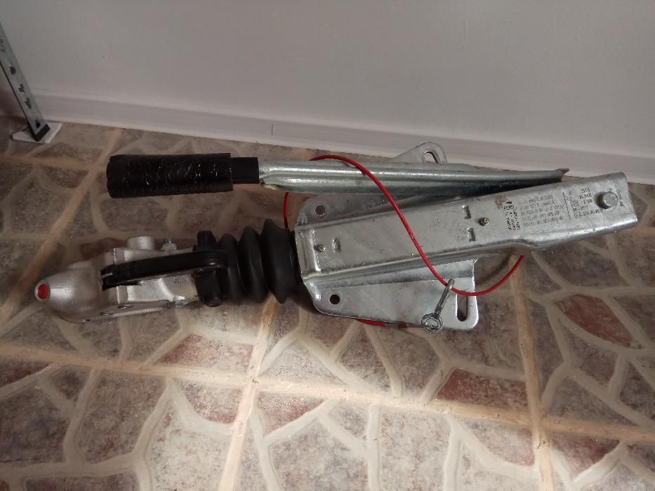 Dispozitiv frana inertial AL- KO 2700 kg