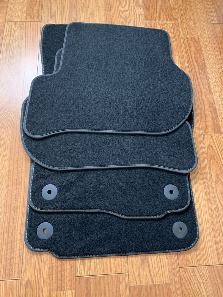 Set 4 Covorașe originale VW Golf 6 2008-2013 OEM Volkswagen