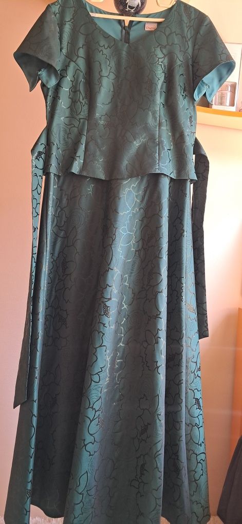 Rochie lunga evenimente