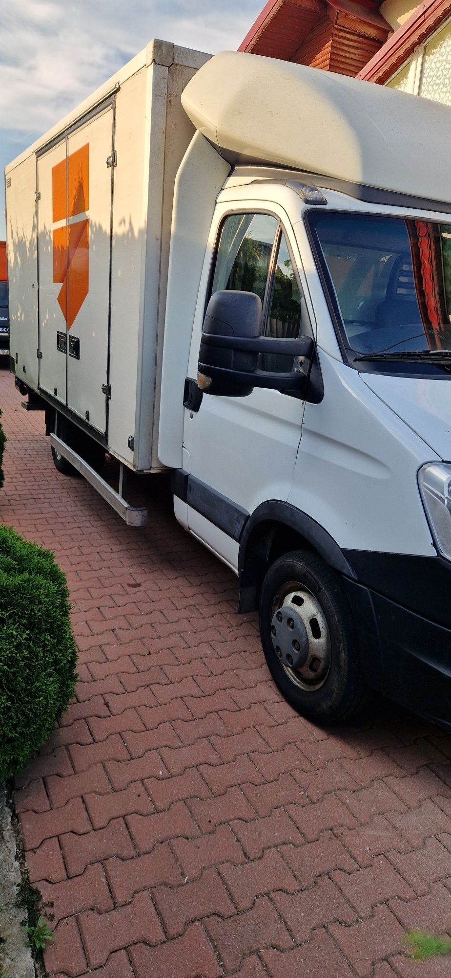 Ofer spre vanzare 3 iveco daily