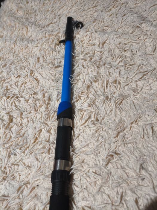 Новое прочное удилище, универсальное