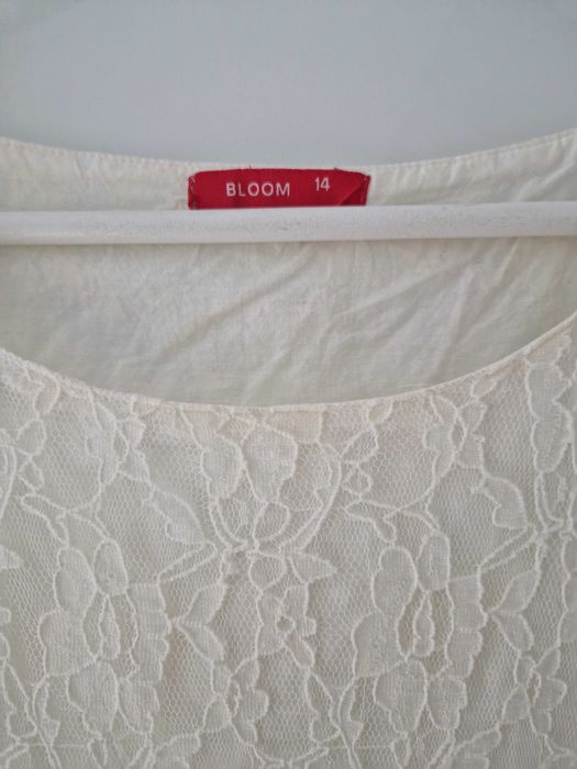 Rochie dantelă căptușită