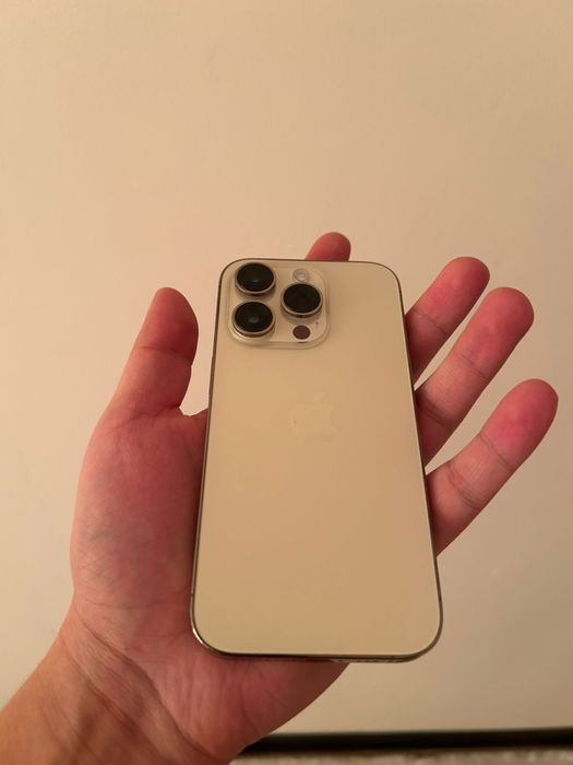 iPhone 14 pro продается