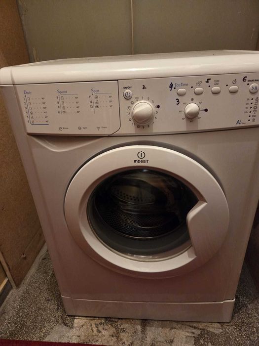 Mașina spalat Indesit ridicare din Constanta