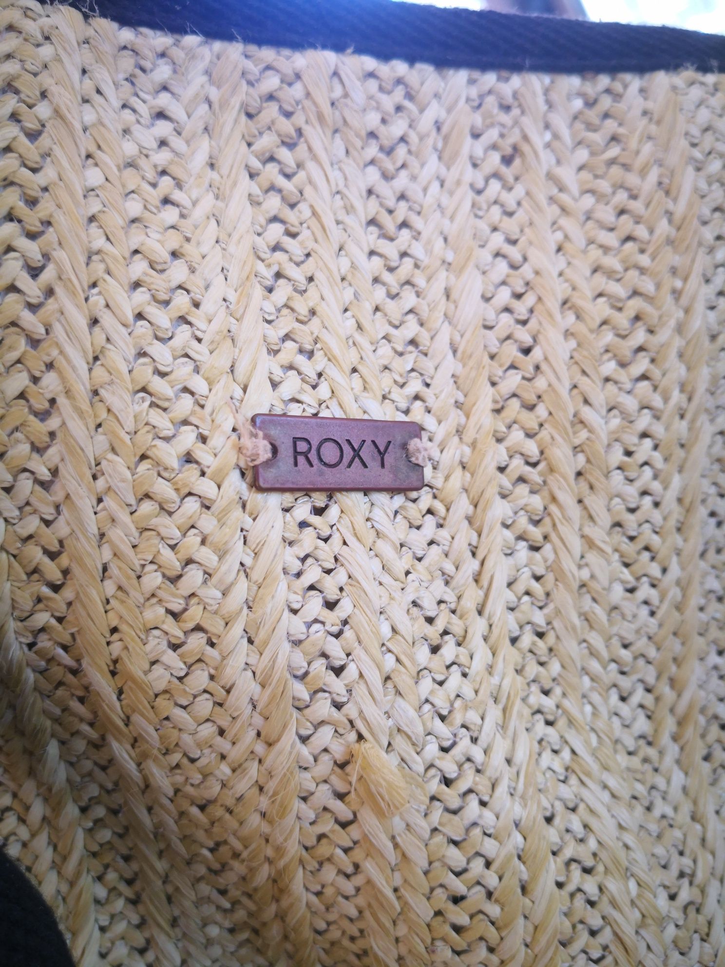 Дамски чанти, Furla, Jack wolfskin, Roxy.