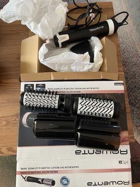 Perie rotativa Rowenta noua, Brush Activ'Dry & Style CF9550F0, 1000 W