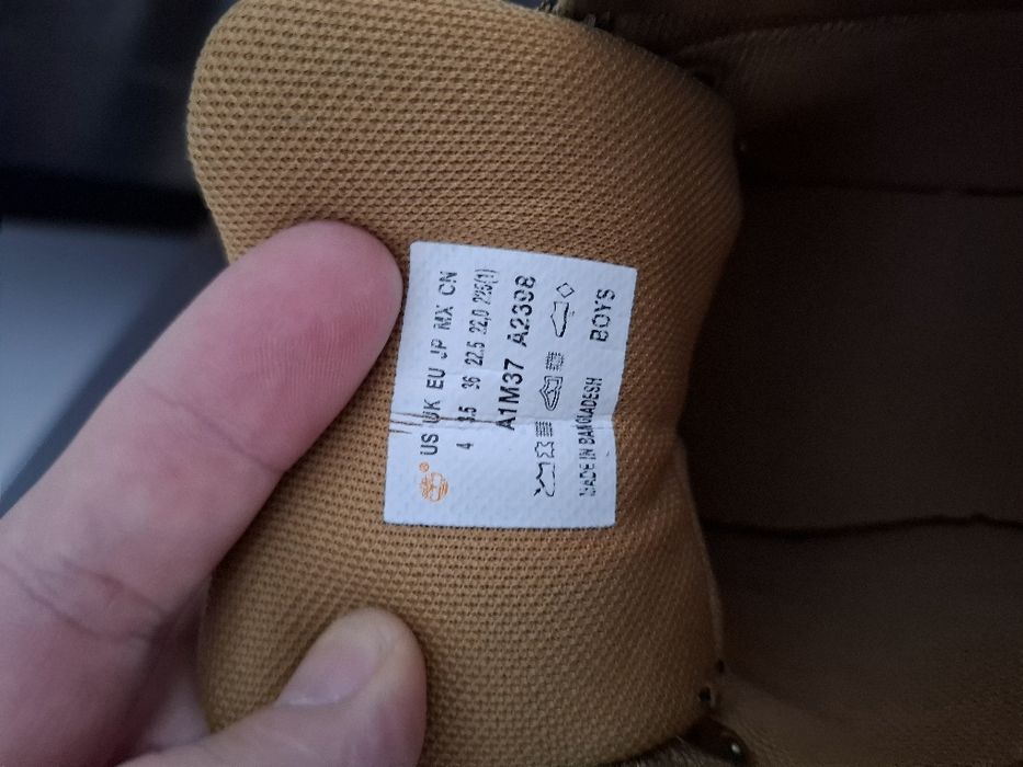 Ghete Timberland 37, interior 22,5 cm
