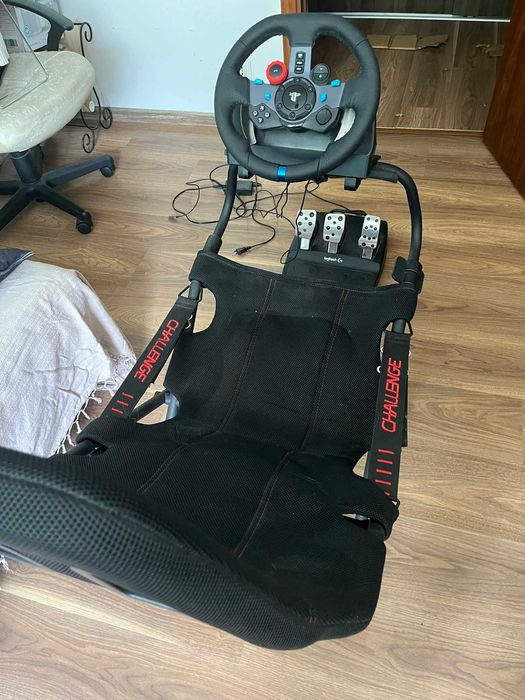 Volan gaming Logitech G29 Driving Force PS4, PS5 + Playseat Challenge
