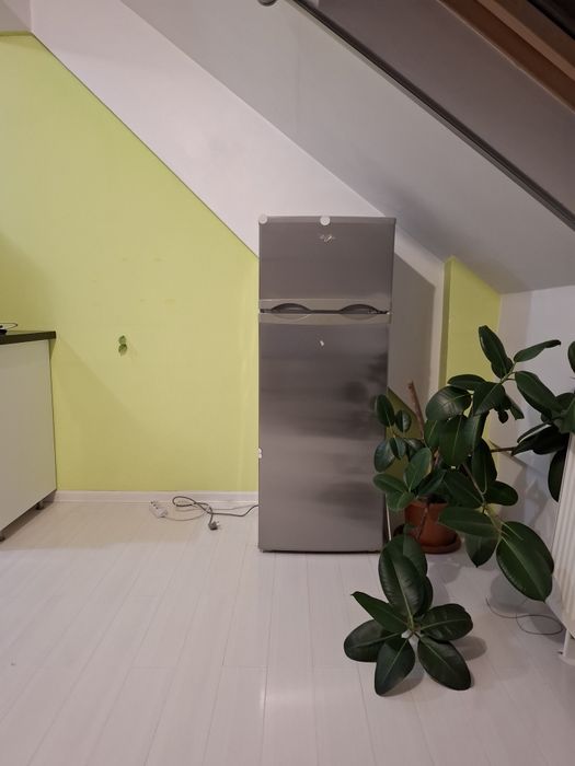Frigider cu congelator