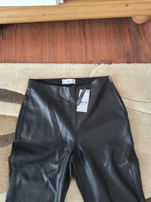 Pantaloni piele eco Mango mărime 38 noi cu eticheta.