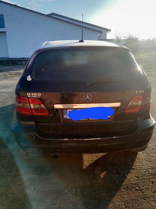 Vând Mercedes b 180 an 2006