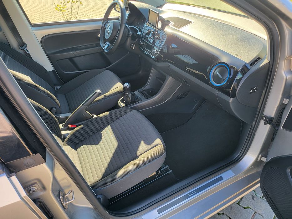 VW UP! 2014 , carte RAR,  garantie