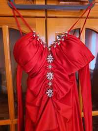 Дълга червена рокля с презрамки С-М