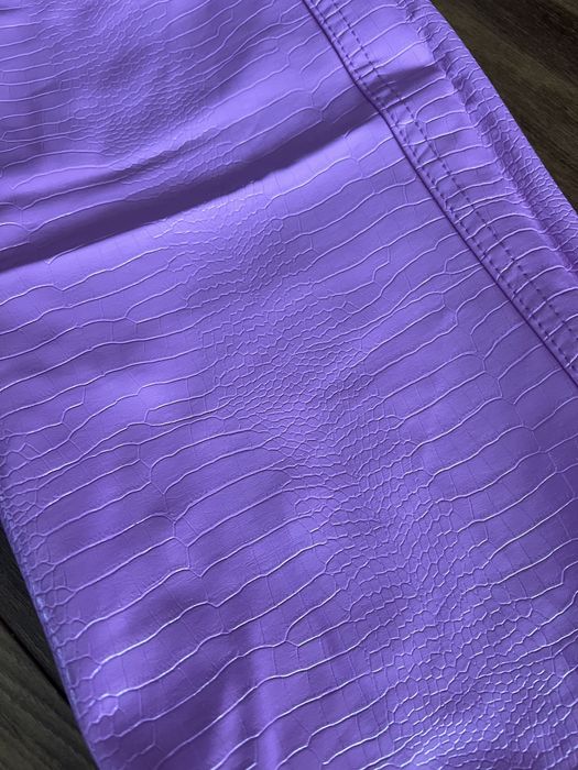 Розов кожен панталон Bershka