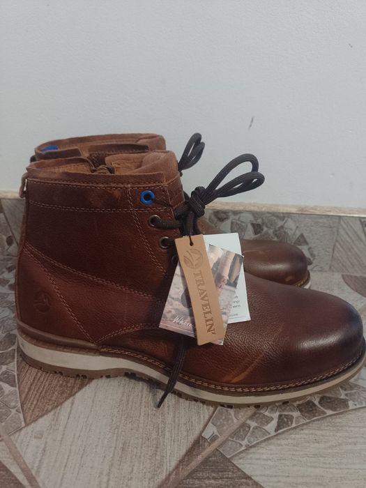 Ghete noi piele naturala nr 44