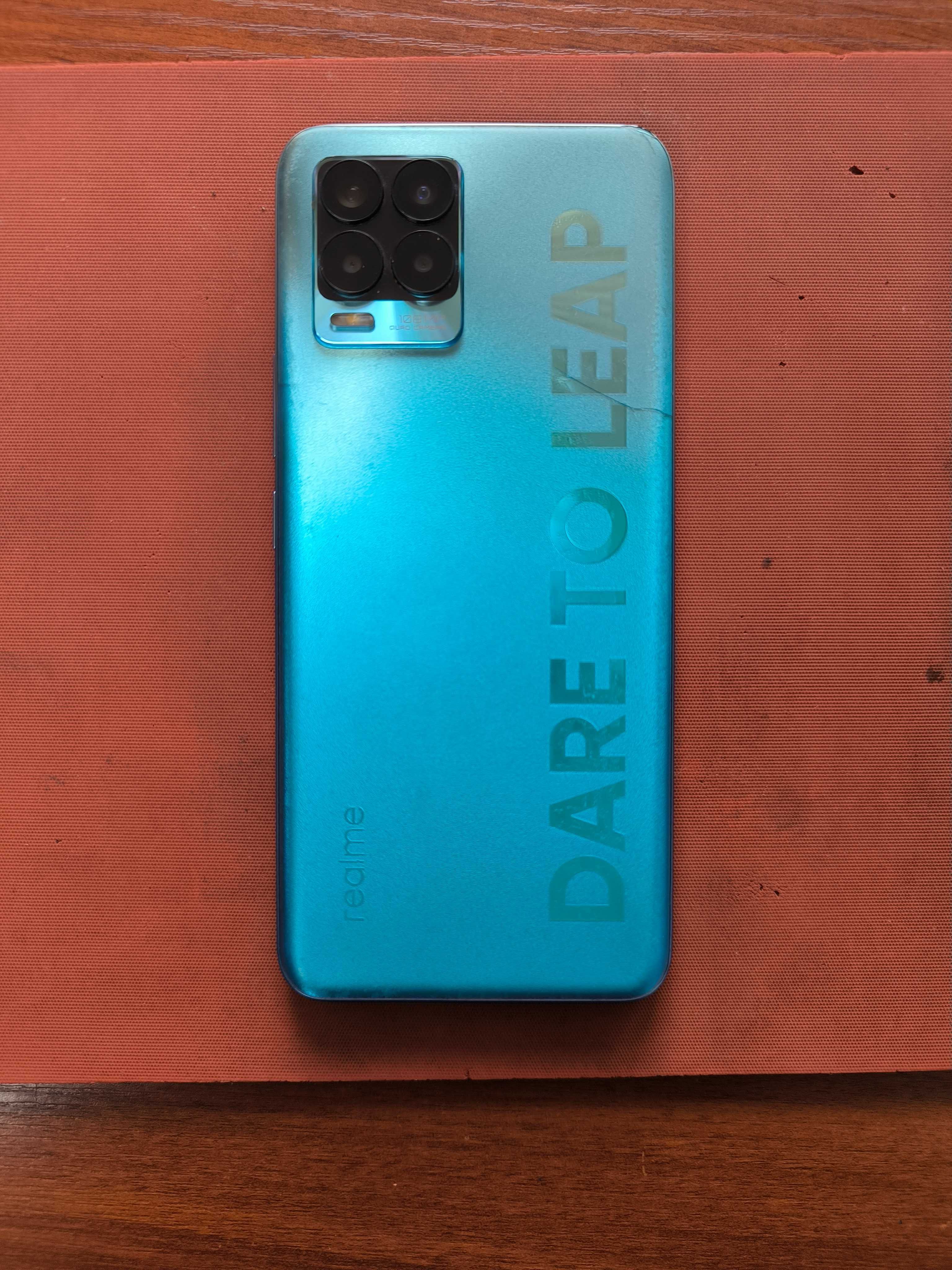 Realme 8 Pro holati ideal