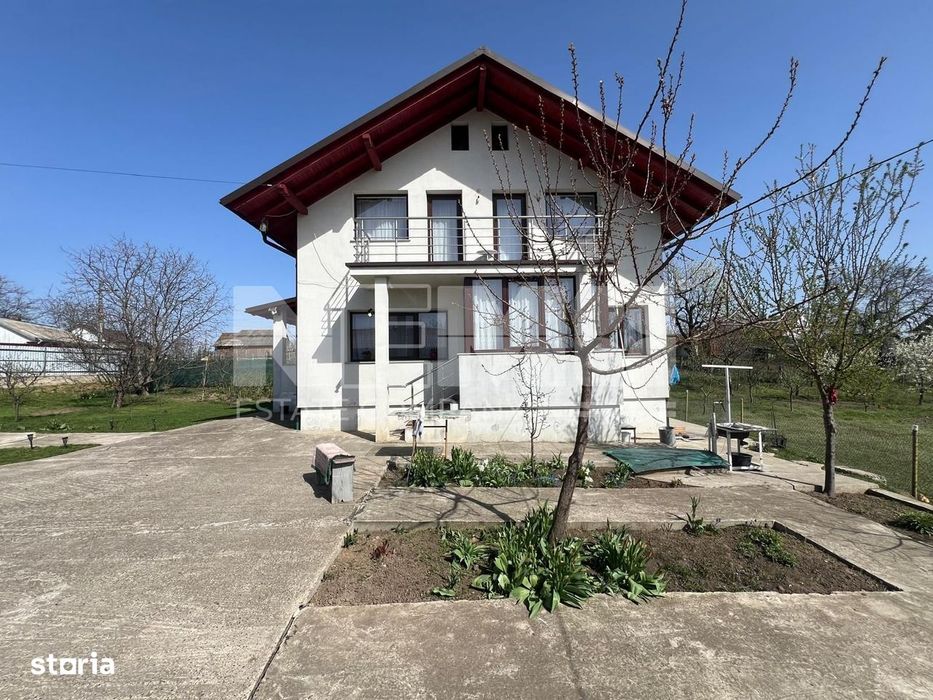 Casa de Vanzare 175 mp | Pret 160.000 € | Varatec, Salcea 13km de oraș