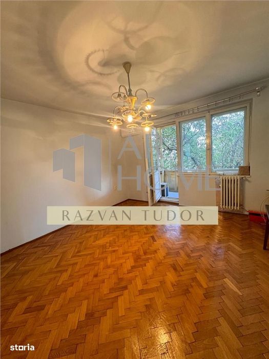 Apartament 3 camere  , central, zona Republicii , Ploiesti