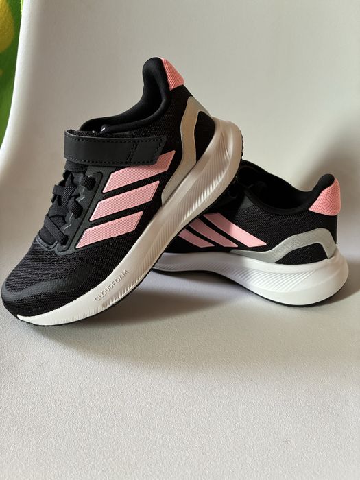 Маратонки Adidas