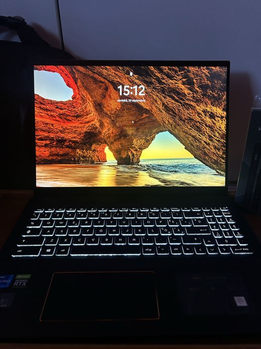 Laptop MSI Summit E16 Flip A11UCT – 2-in-1, Touchscreen + stylus pen