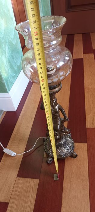 Veioza veche, funcțională