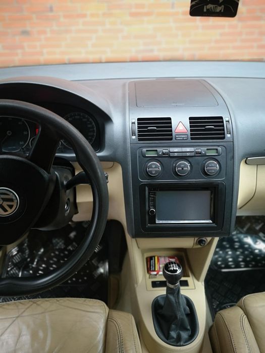 VW Touran 2.0 TDI – 2004 г