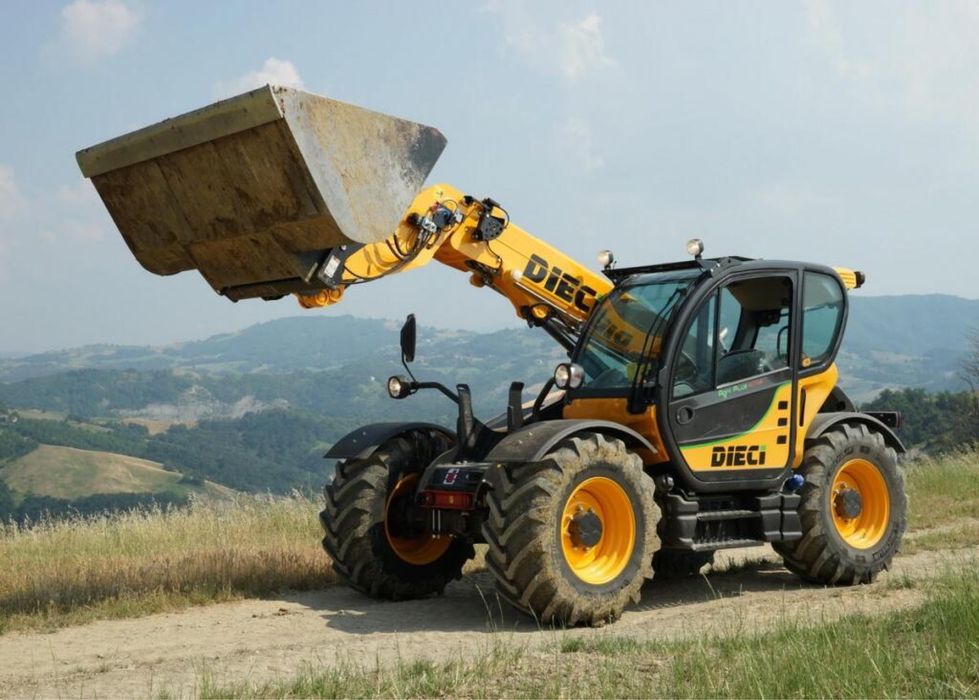 Продам телескопический погрузчик ДИЧЕ