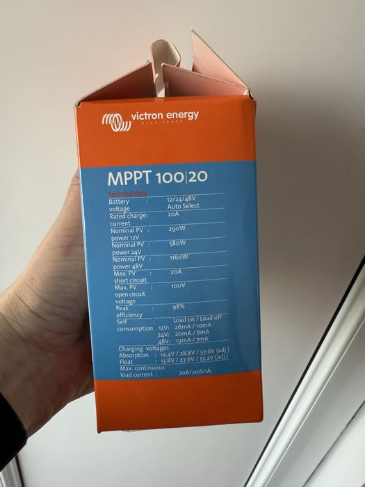 Victron  MPPT 12/24/48V DC 100/20 Bluetooth