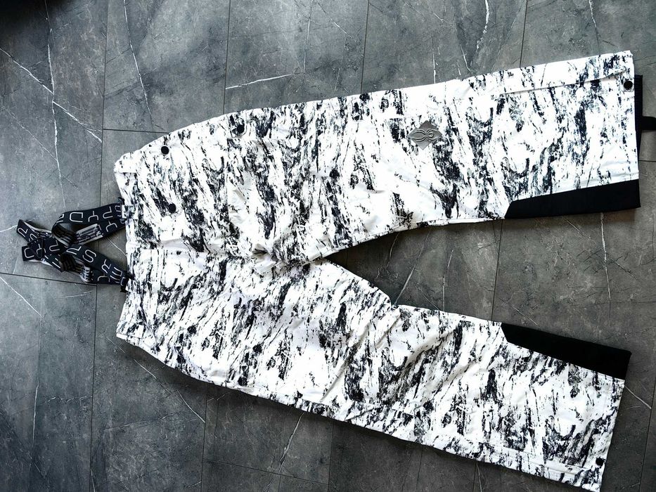 Pantaloni ski snowboard munte Spyder noi originali cu etichete XL