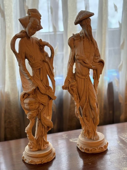 Bibelouri de vânzare!