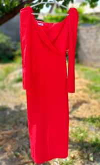 Платье красное, в стиле классики