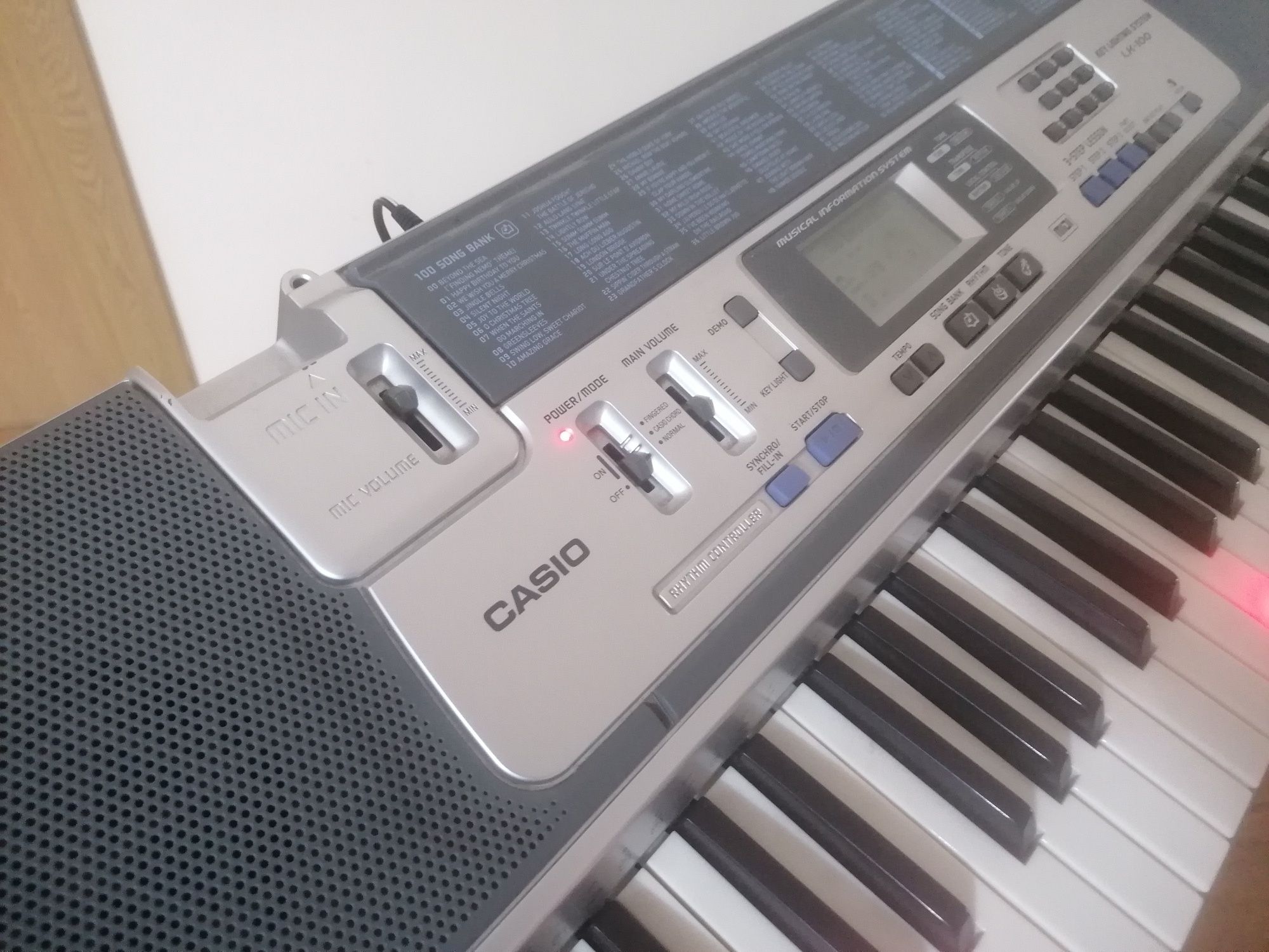 CASIO LK-100 iluminat microfon key Light midi controller