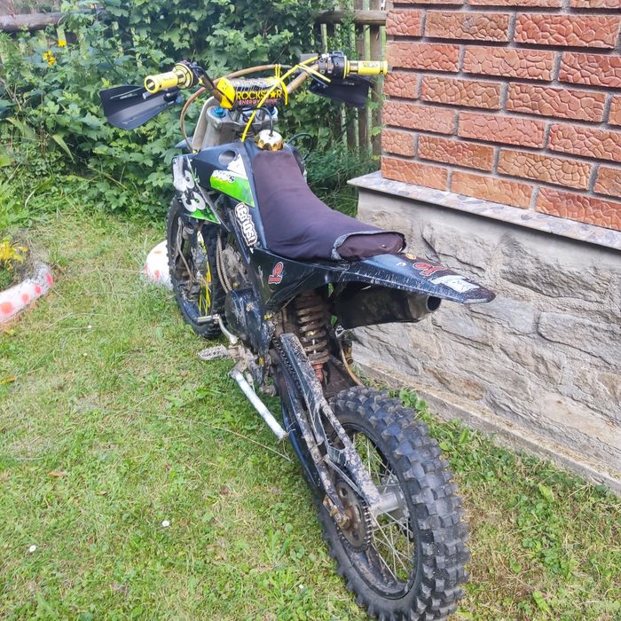 Vând, ,,cross 125cc", carburație răcire pe ulei!