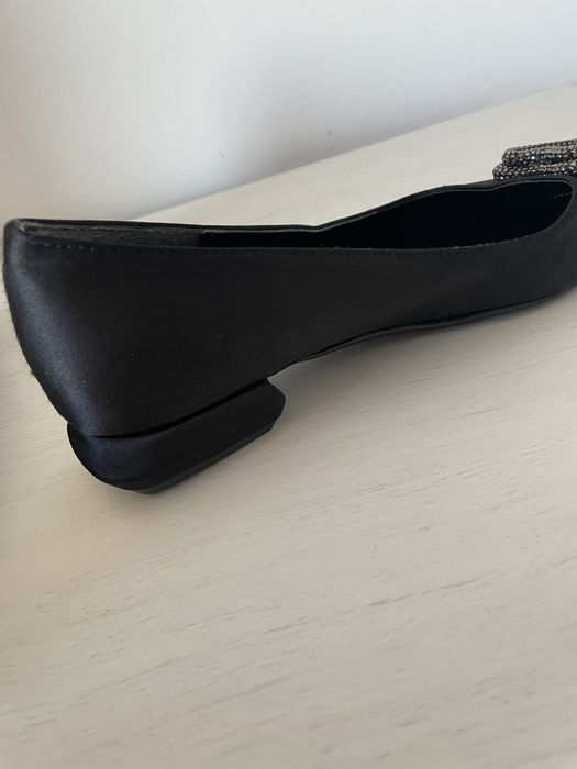 Balerini negri din satin