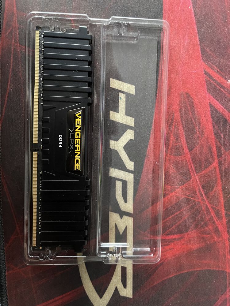 Placa 8GB RAM Corsair Vengeance Lpx